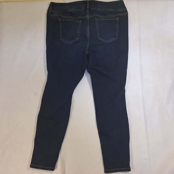 Torrid Distressed Jeans 20R - Picture 2 of 7